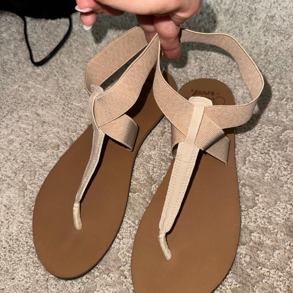 Cushion by Reef Beige Sandals